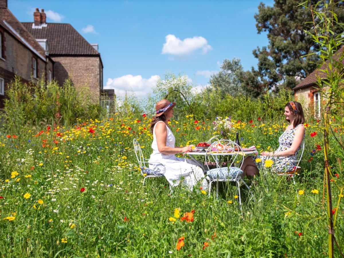 Sawcliffe Manor Country House With Spa, Free Parking, Catering, Self Checkin, Farmstay Сканторп Экстерьер фото