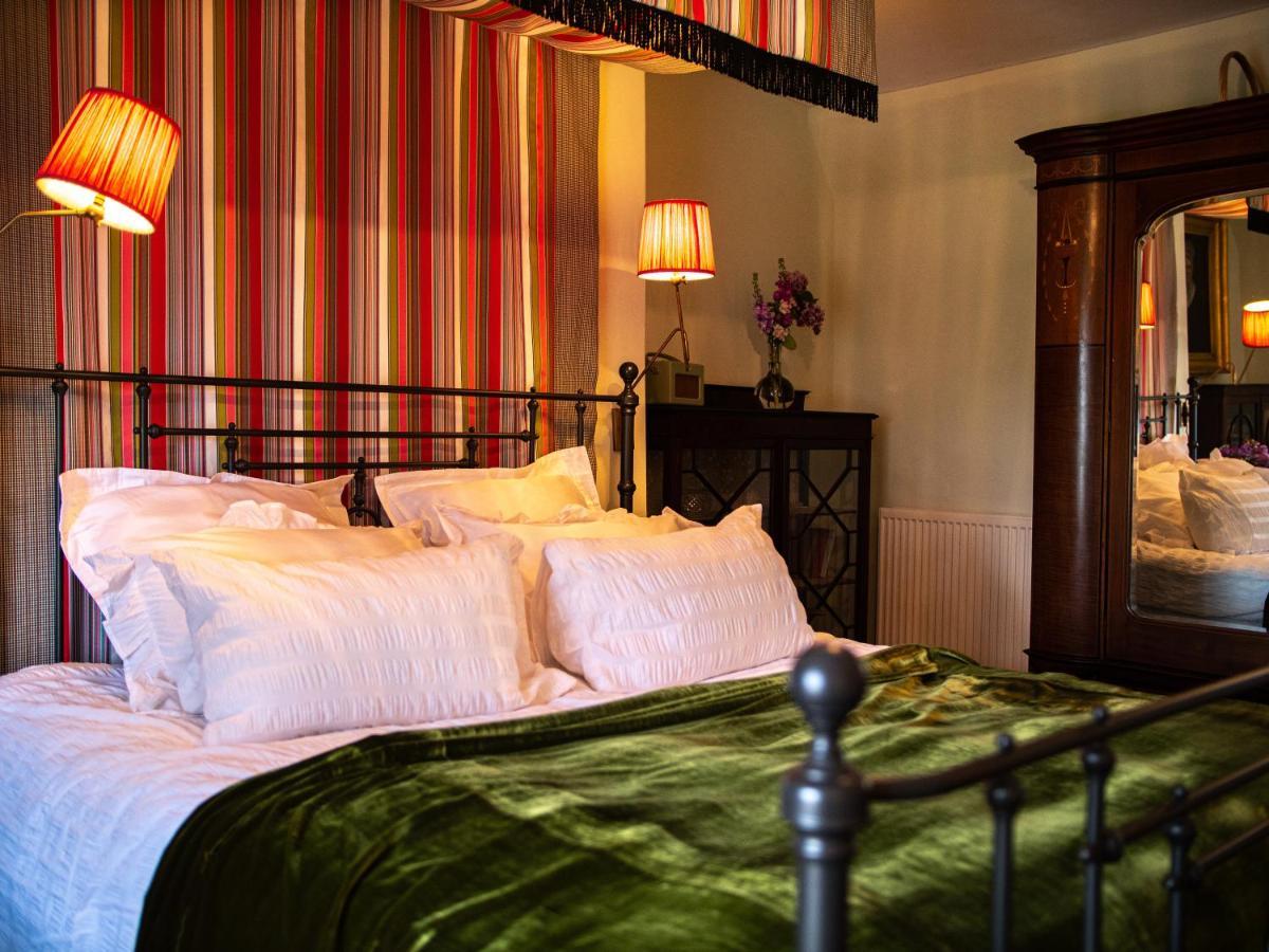 Sawcliffe Manor Country House With Spa, Free Parking, Catering, Self Checkin, Farmstay Сканторп Экстерьер фото